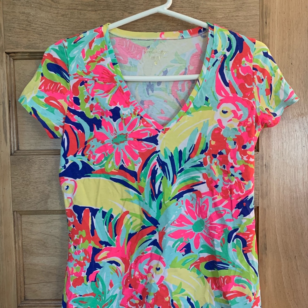 Lilly Pulitzer bright print t-shirt